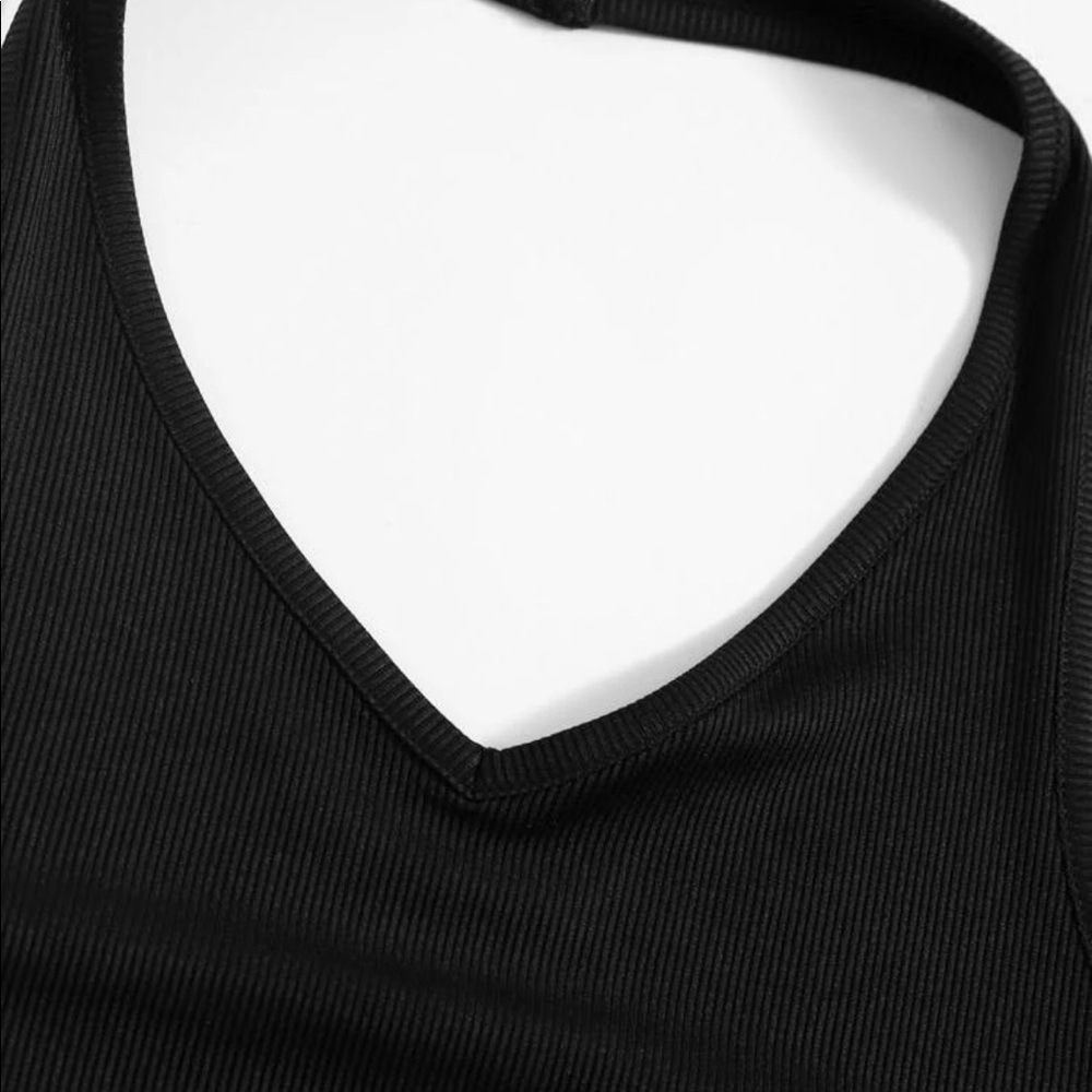 ☀️Romwe: Solid Drawstring Side Ribbed Halter Crop Top☀️ - Picture 2 of 5